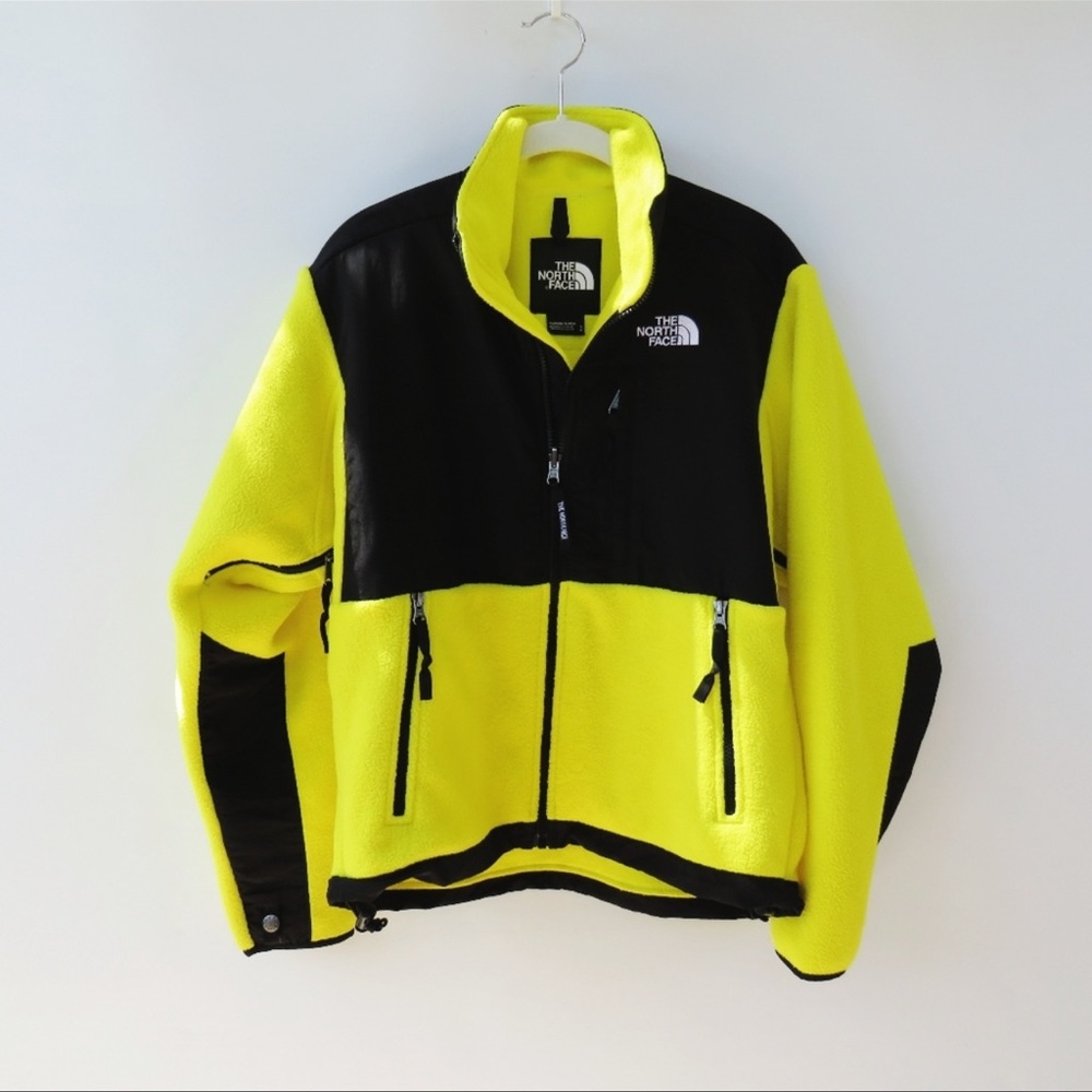 The North Face '95 Retro Denali Bright Yellow Fleece Black Jacket Size Small